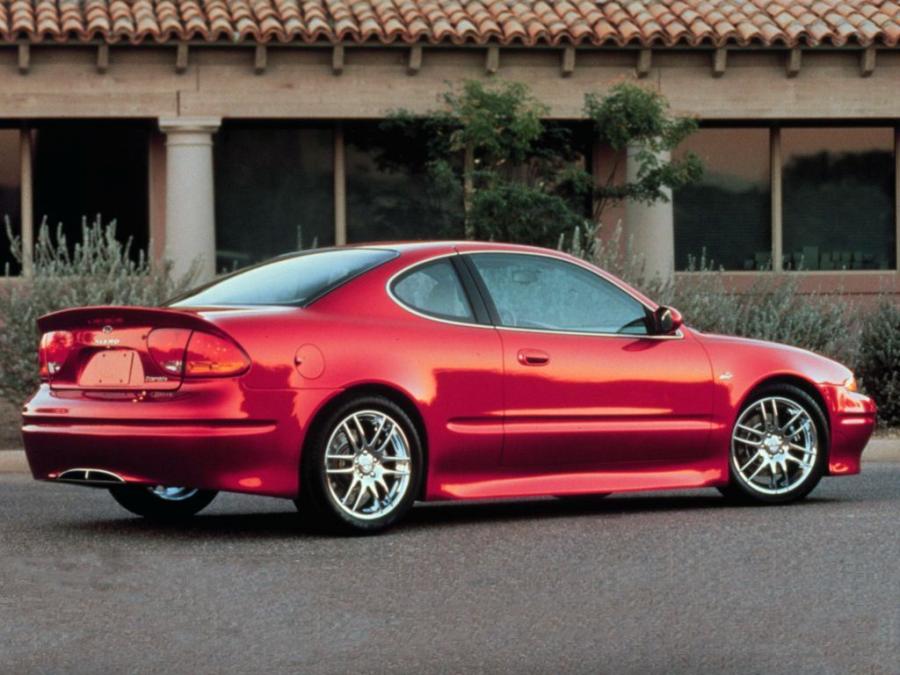  Oldsmobile Alero OSV Concept 2000 года  (фото 1 из 6)